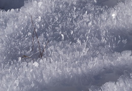 Ice flakes2011d30c006